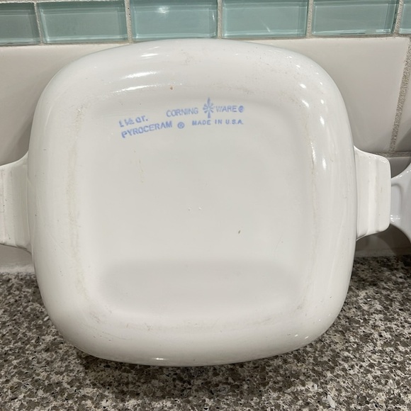 Vintage Corningware Cornflower Bakeware Set of 4 Graduated serving dishes - Picture 7 of 10